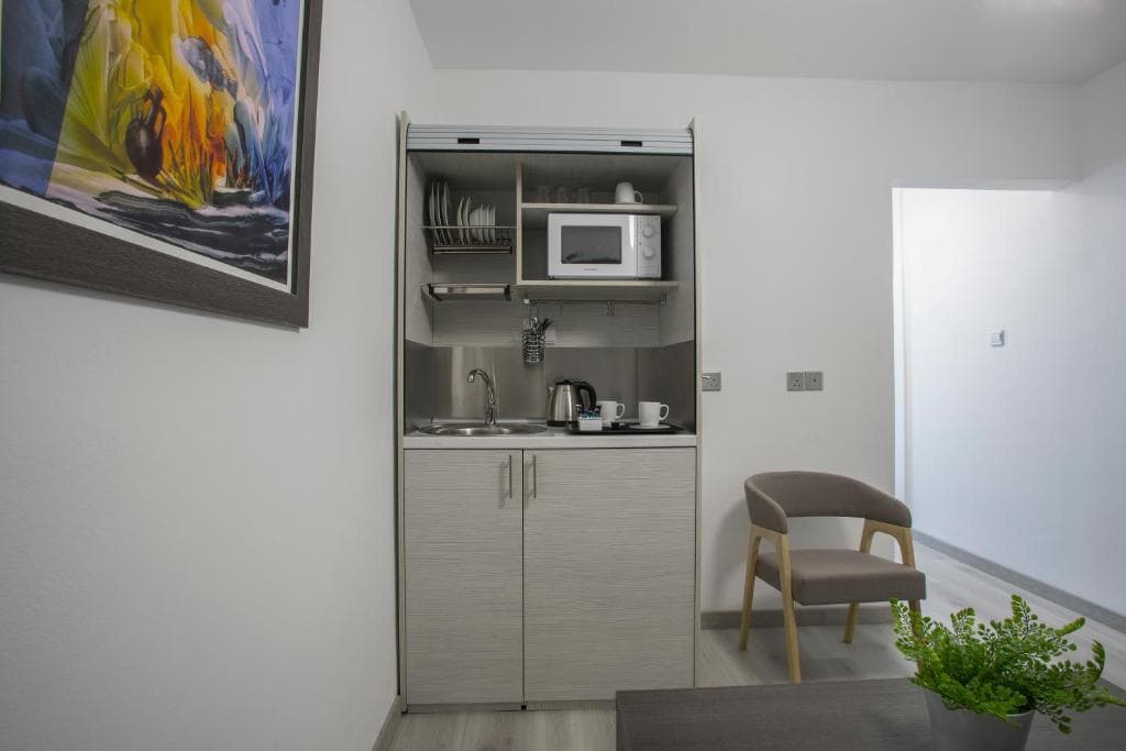 Blazer Residence - 26