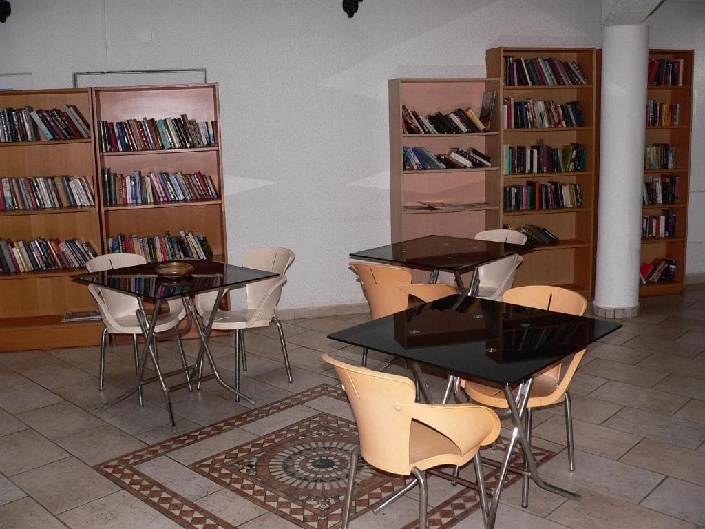 Blazer Residence - 42