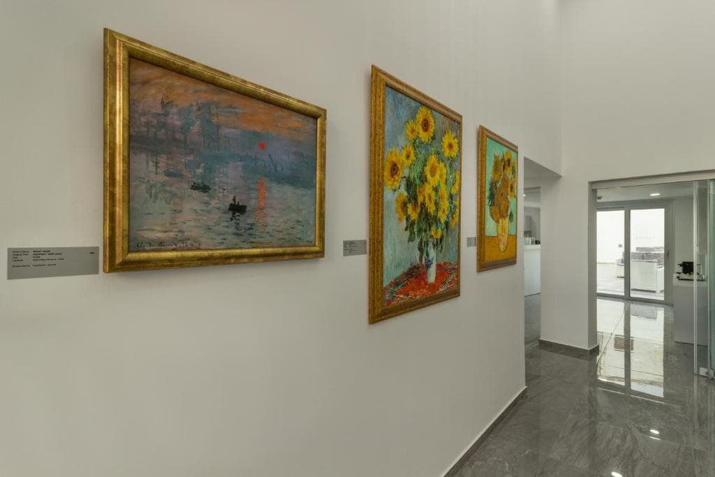 Art & Wine Studios and Apts - 11