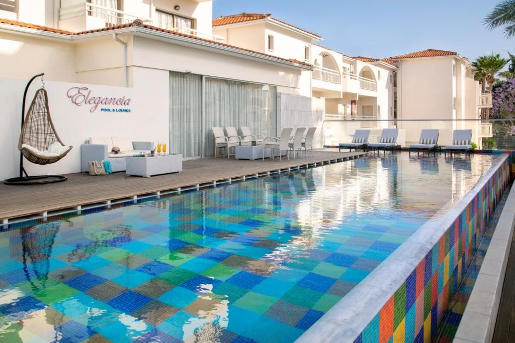 The King Jason Paphos - Designed for Adults - 12