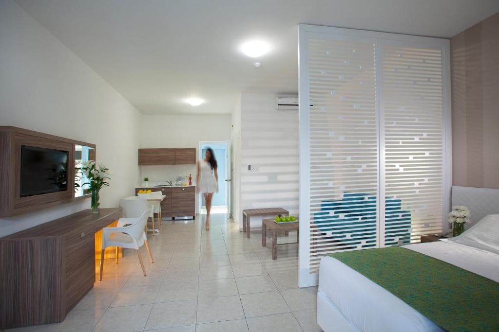 Princessa Vera Hotel Apartments - 15