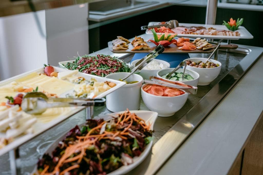 Lebay Beach Hotel - 12