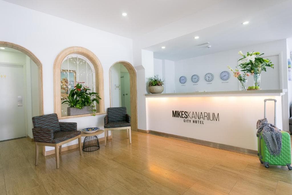 Mikes Kanarium Hotel - 9