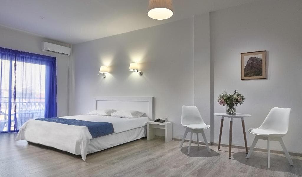 Mikes Kanarium Hotel - 27