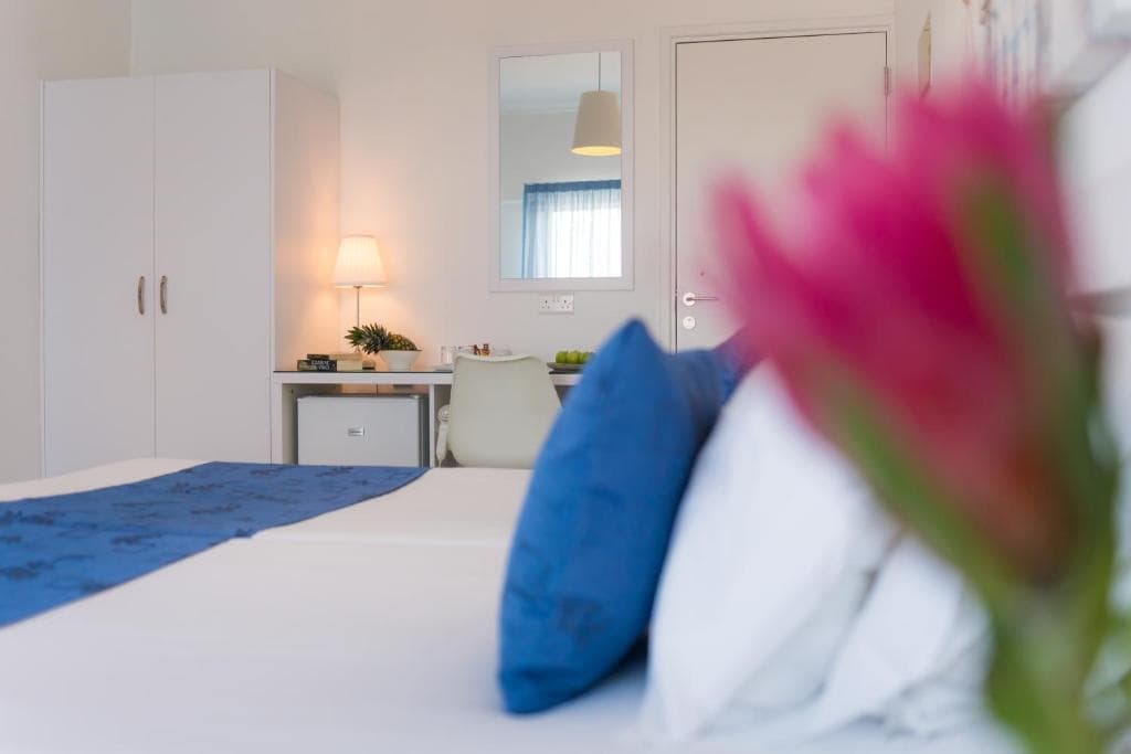 Mikes Kanarium Hotel - 53