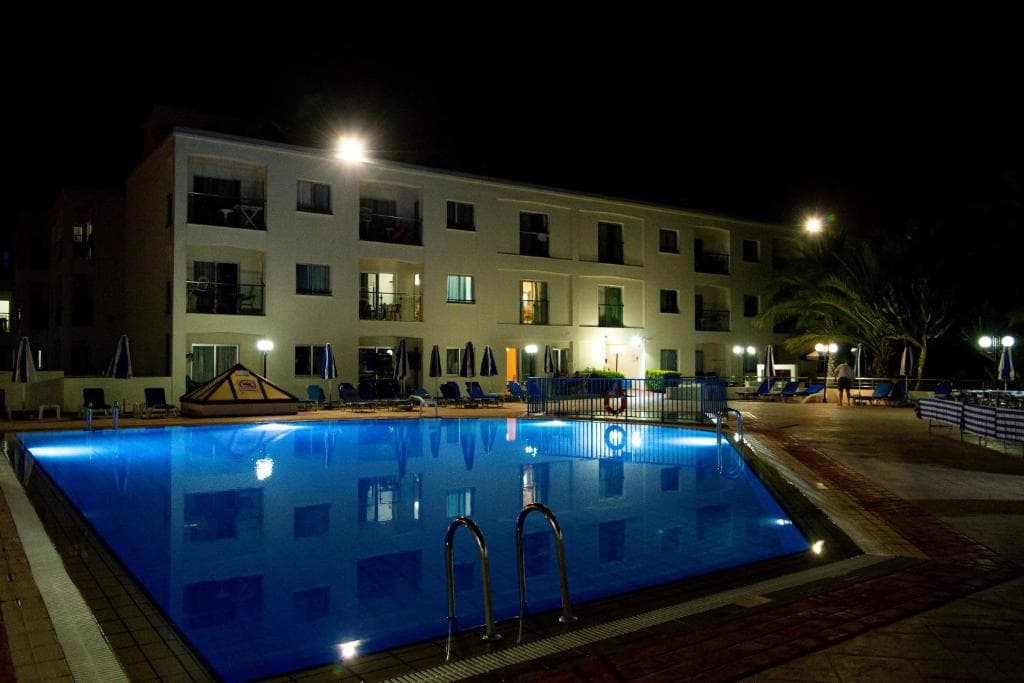 Helios Bay Hotel Apartments - 7