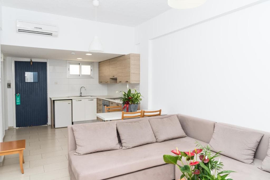 Helios Bay Hotel Apartments - 21