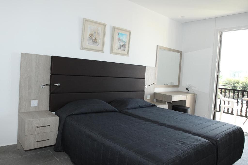 Dionysos Central Hotel - 23