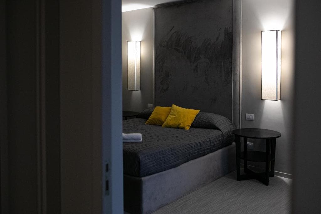 Imbriani Guest House & Suites - 7