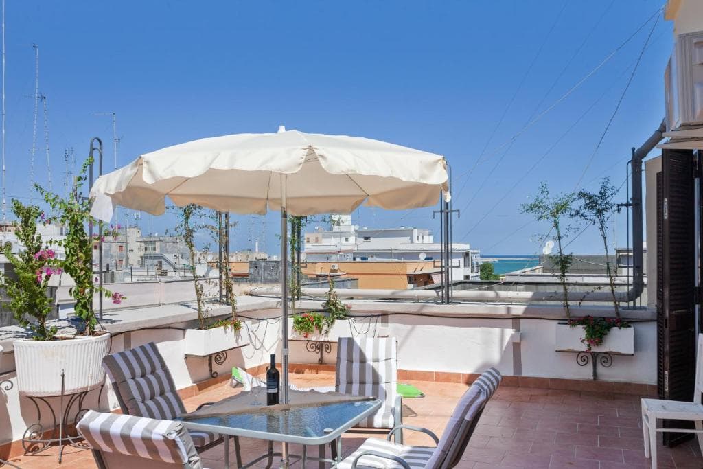 LA BELLA VISTA BARI Sea View Terrace Apt - 26