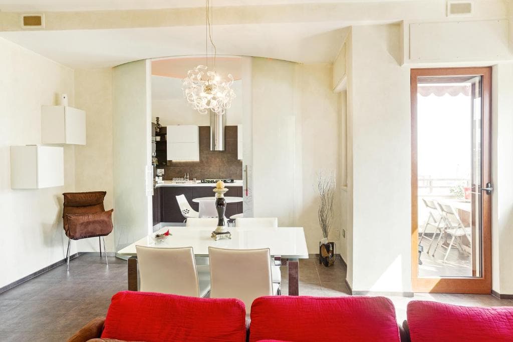 Bari Airport Seaview Apartment - 9