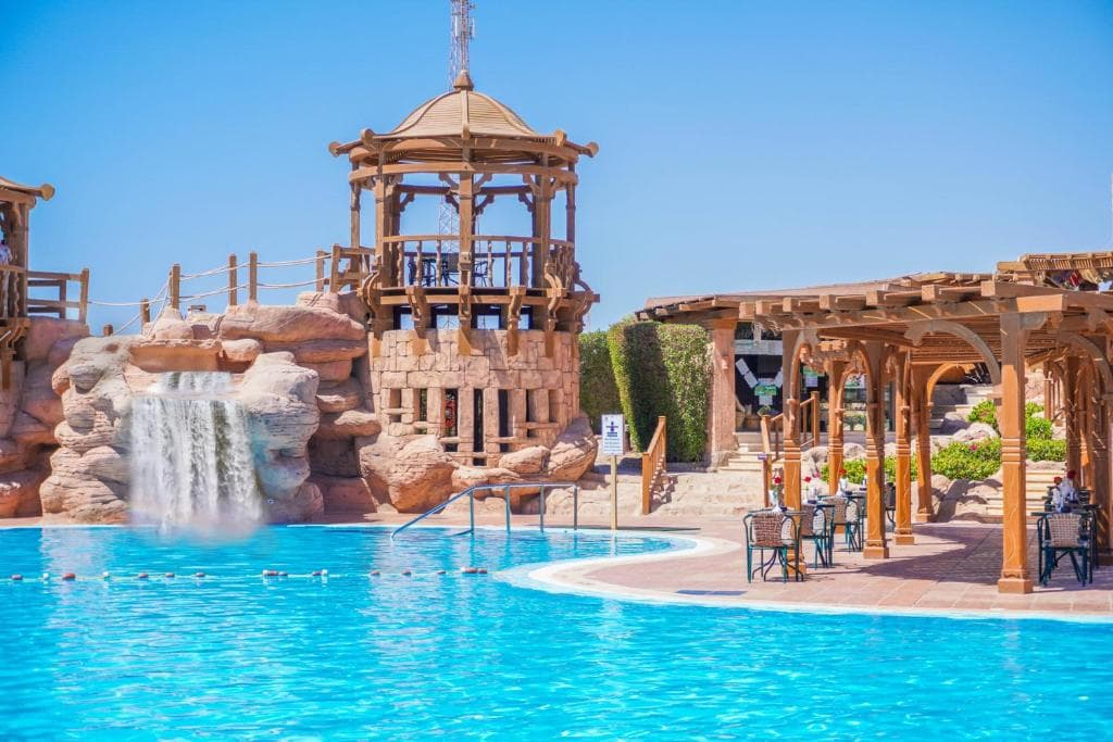 Charmillion Sea Life Resort - 8