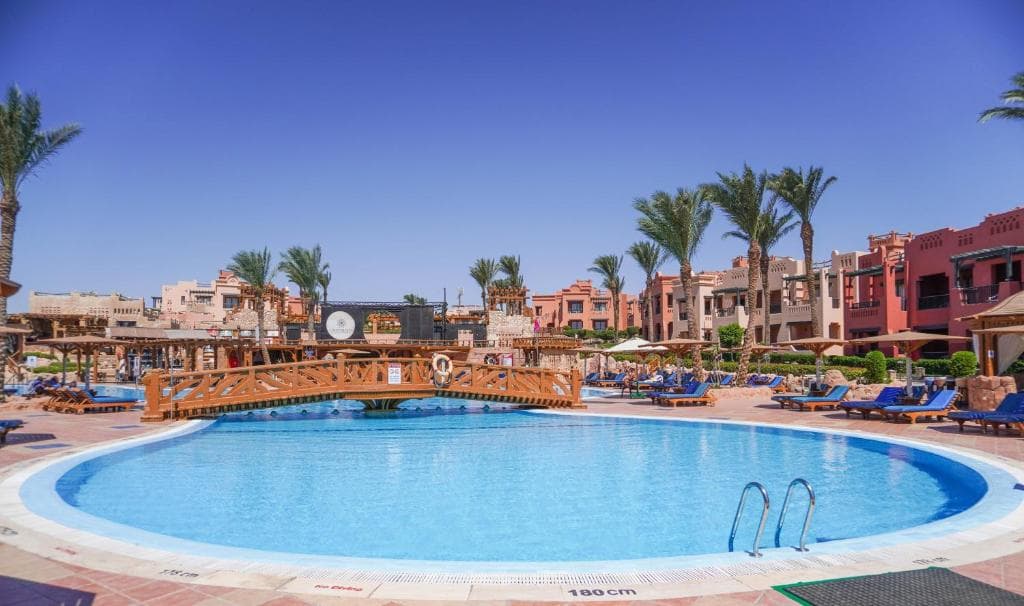 Charmillion Sea Life Resort - 10
