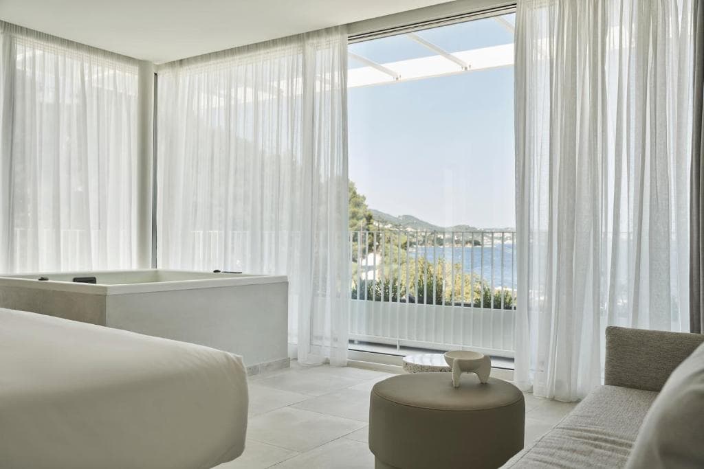 Radisson Resort Plaza Skiathos - 36
