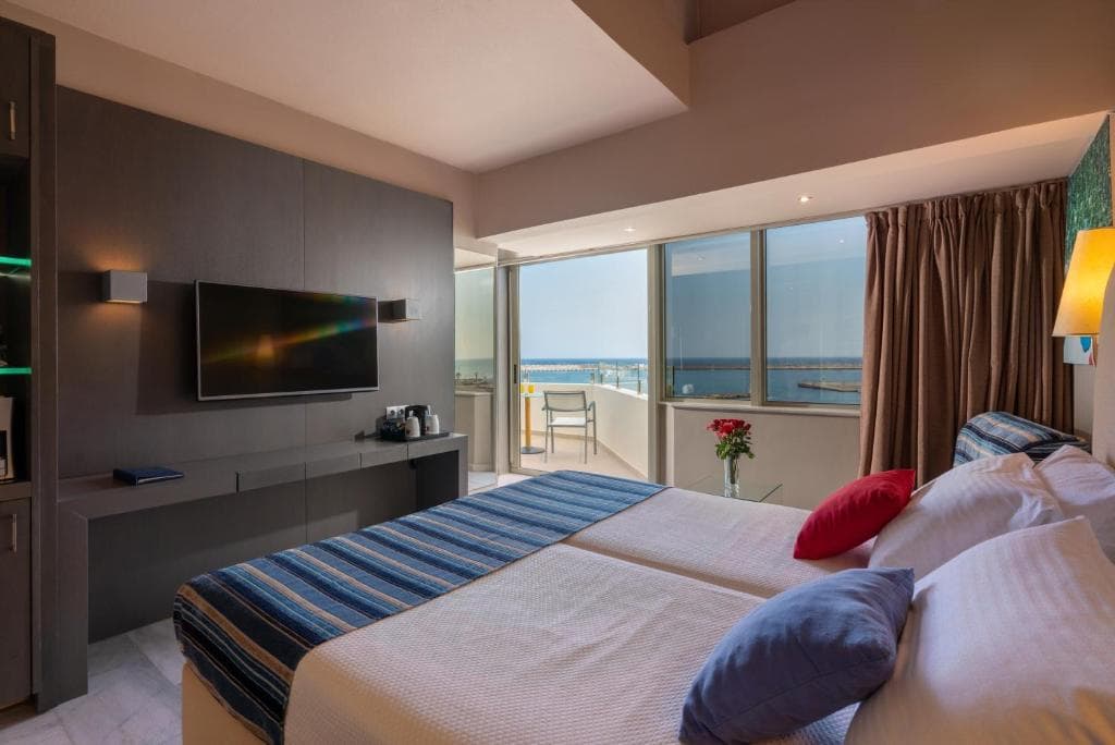 Kyma Suites Beach Hotel - 14