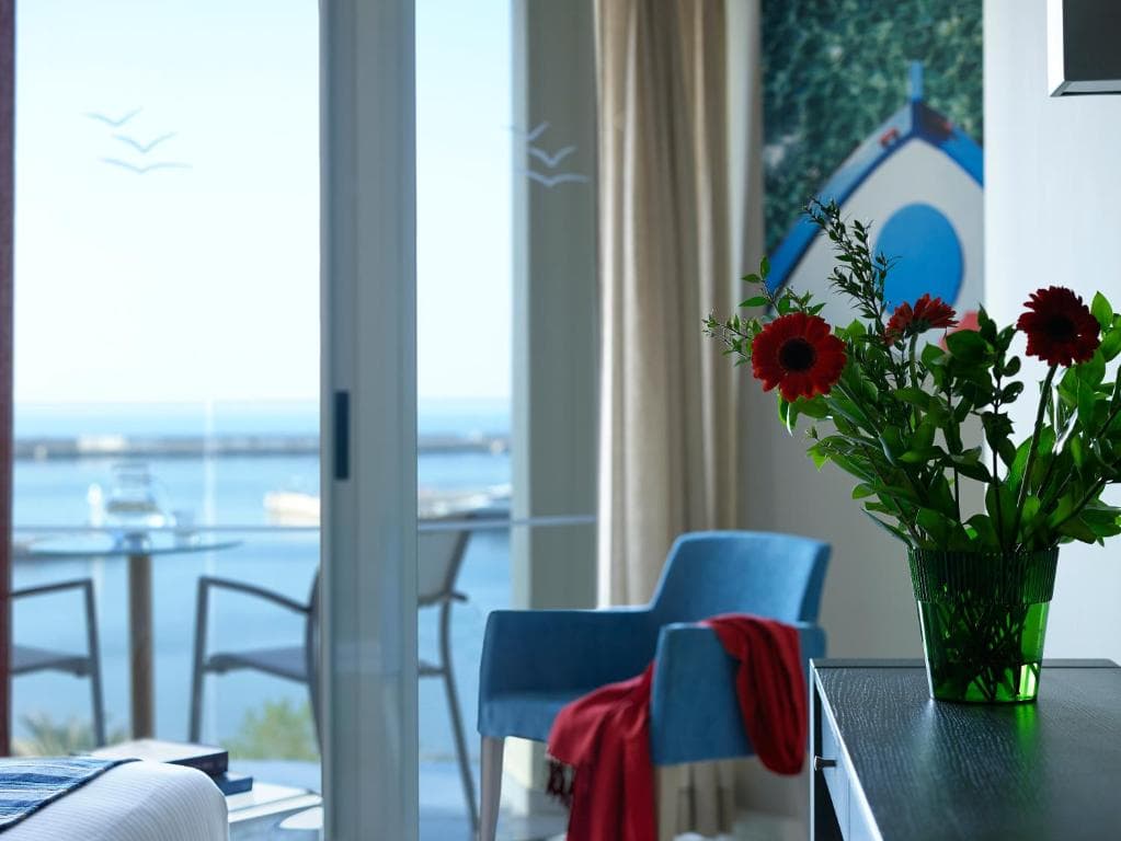 Kyma Suites Beach Hotel - 15