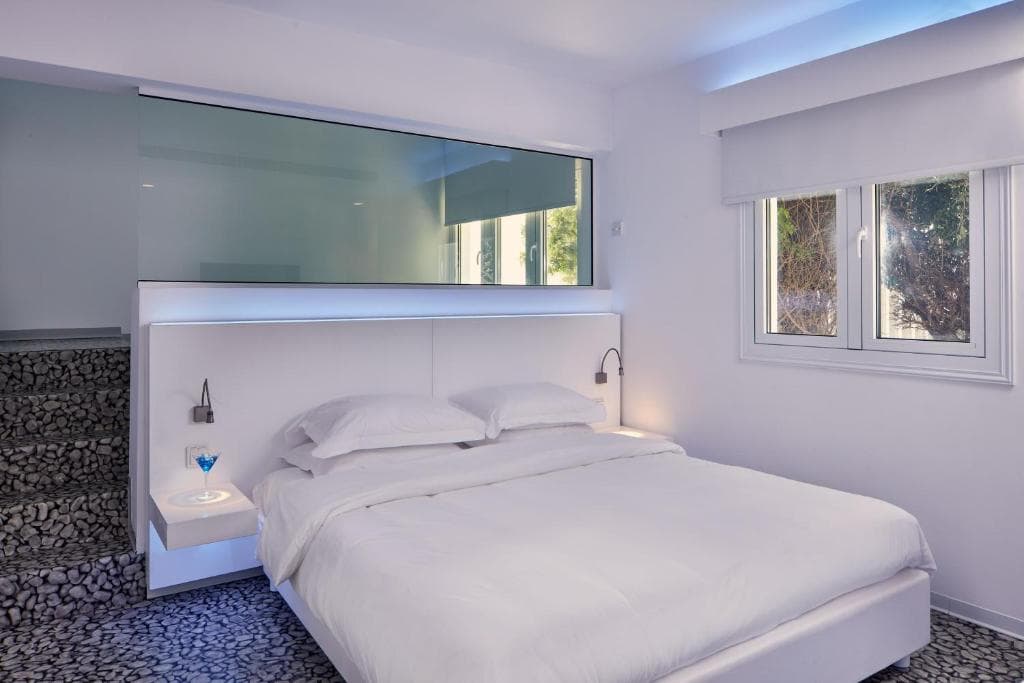 So White Club Resort - 27