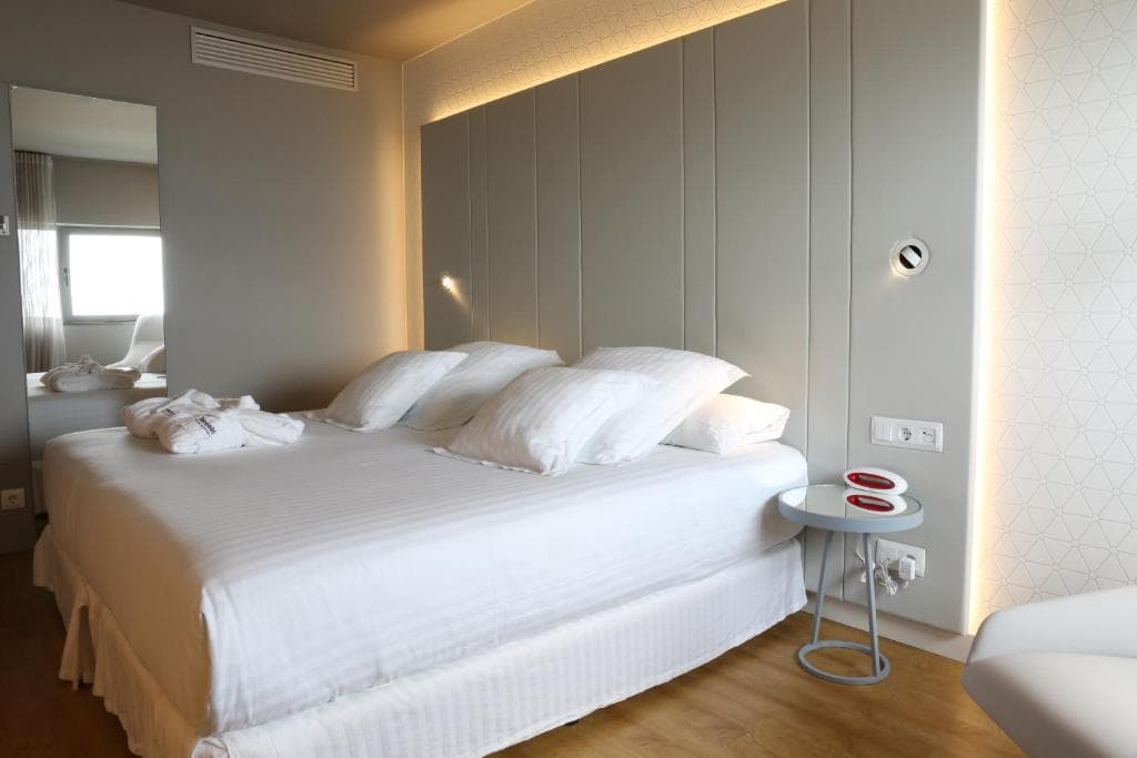 Occidental Atenea Mar - Adults Only - 18