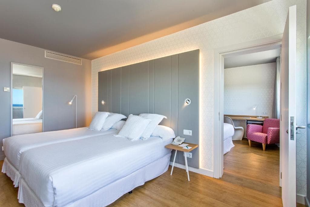 Occidental Atenea Mar - Adults Only - 25