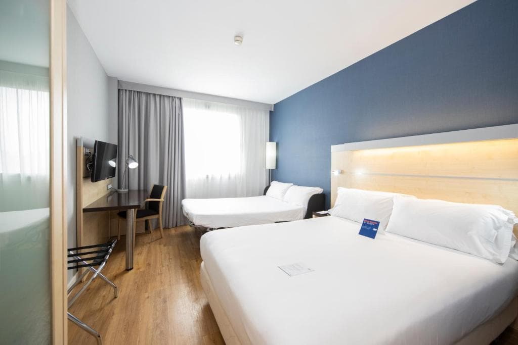 Holiday Inn Express Barcelona City 22@ - 4