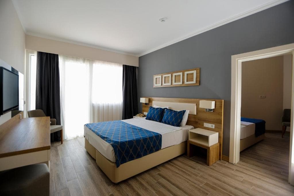 Fortezza Beach Resort - 8