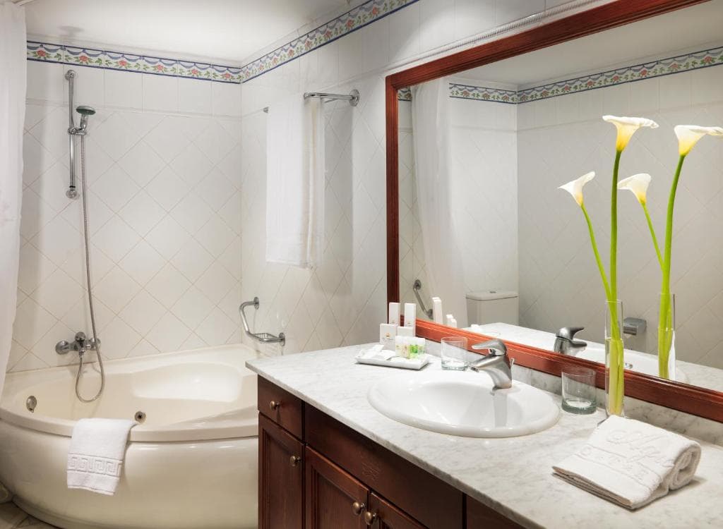 Hotel Las Aguilas Tenerife, Affiliated by Melia - 3