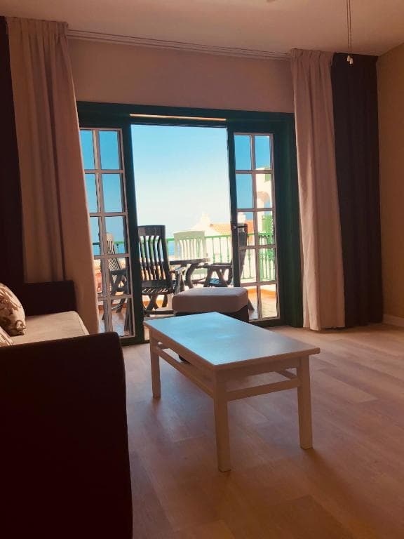 Regency Torviscas Apartments Suites - 11