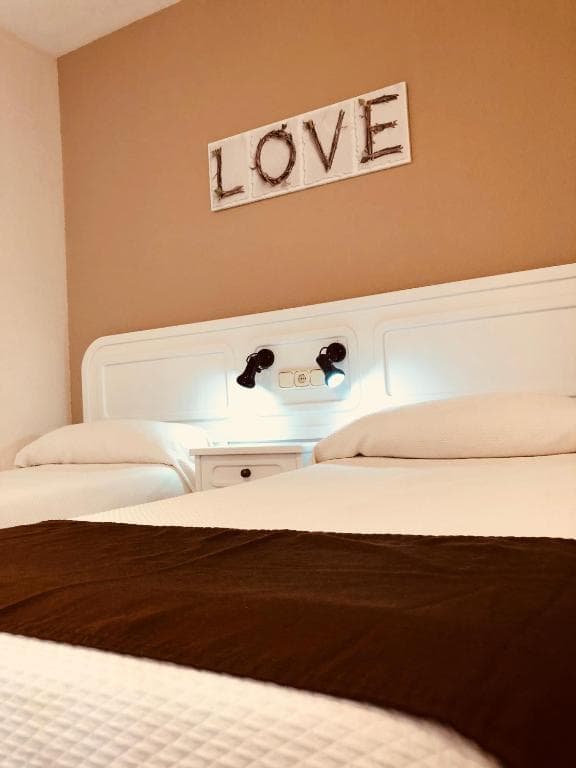 Regency Torviscas Apartments Suites - 12