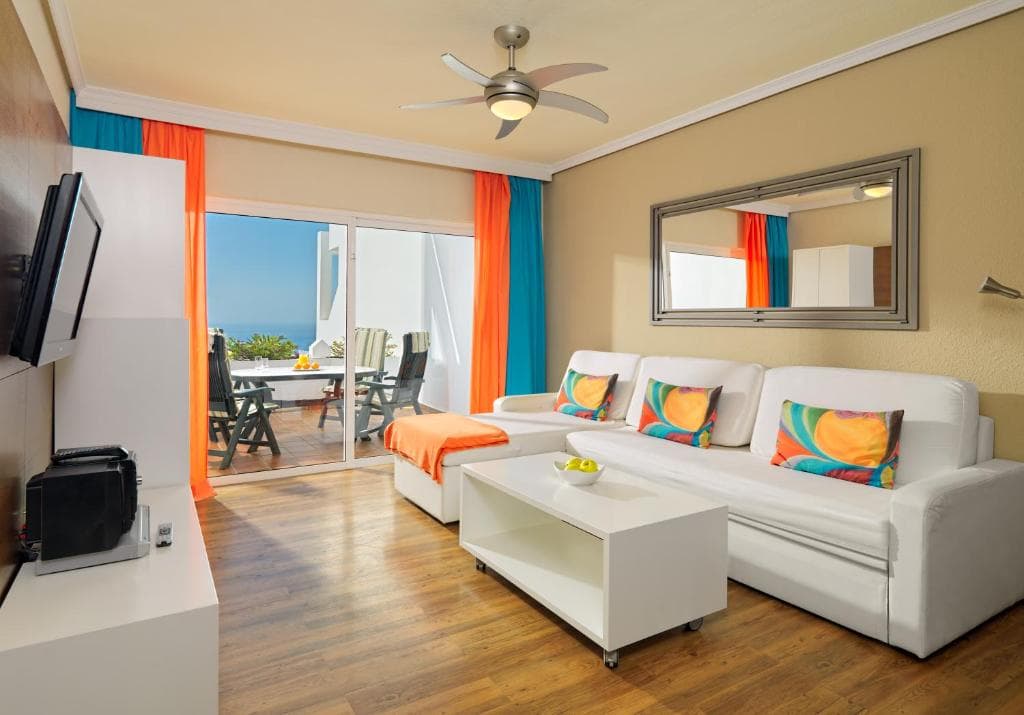 Regency Torviscas Apartments Suites - 50