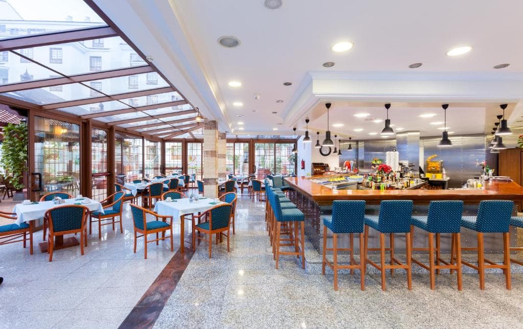 Casablanca - 28