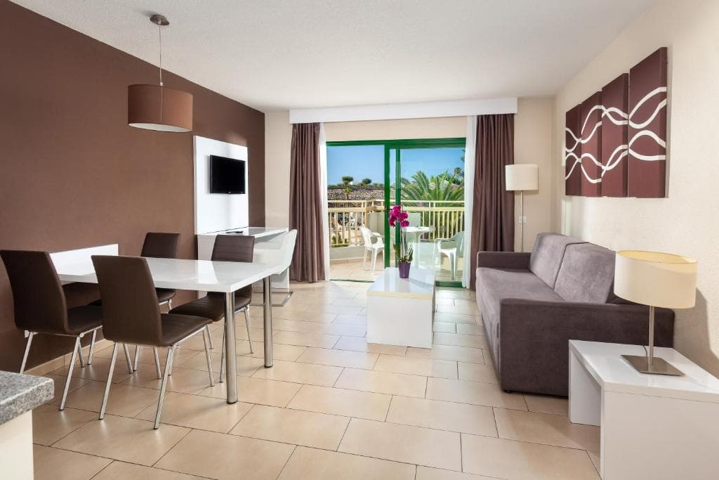 Playa Olid Suites & Apartments - 9