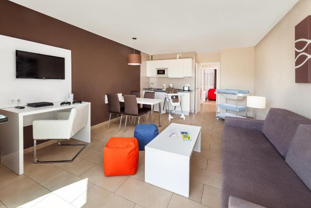 Playa Olid Suites & Apartments - 40