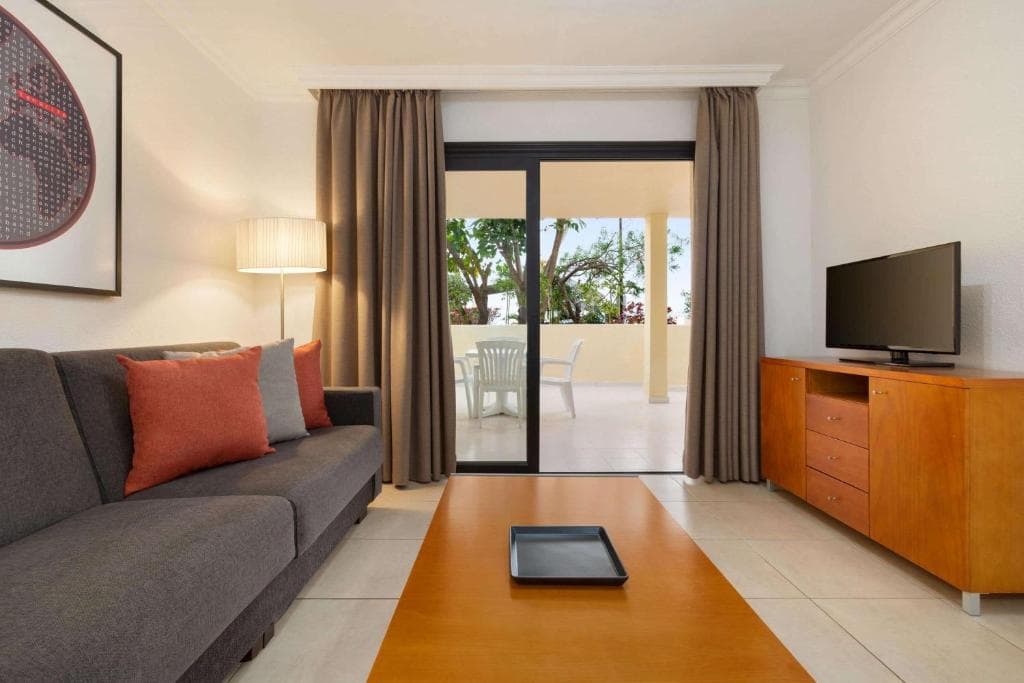 Ramada Residences by Wyndham Costa Adeje - 33