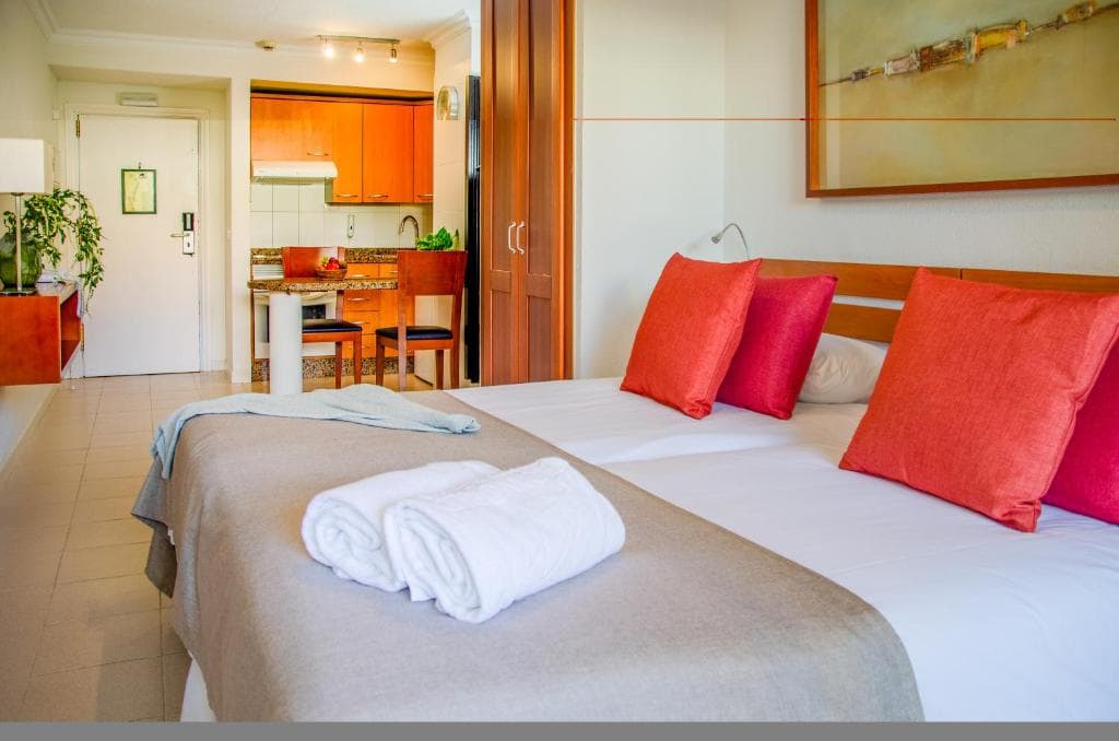 Ramada Residences by Wyndham Costa Adeje - 37