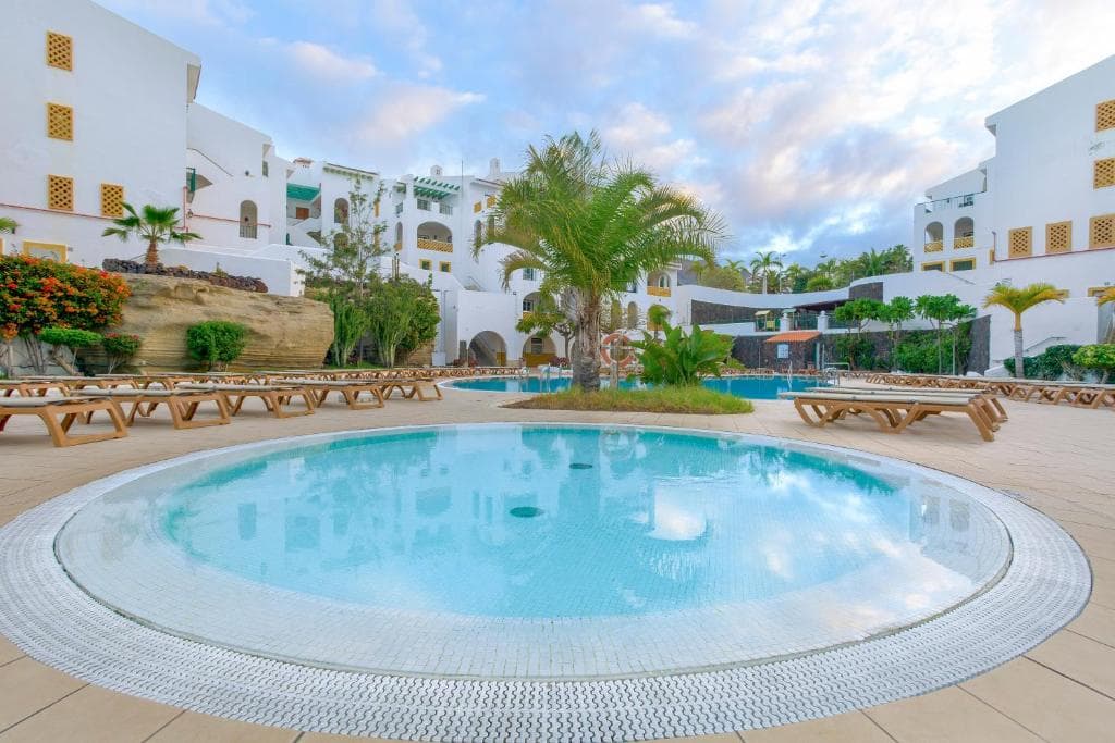 Sunset Harbour Club - 1