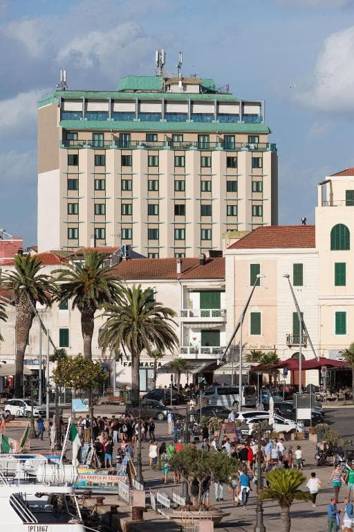 Hotel Catalunya - 3