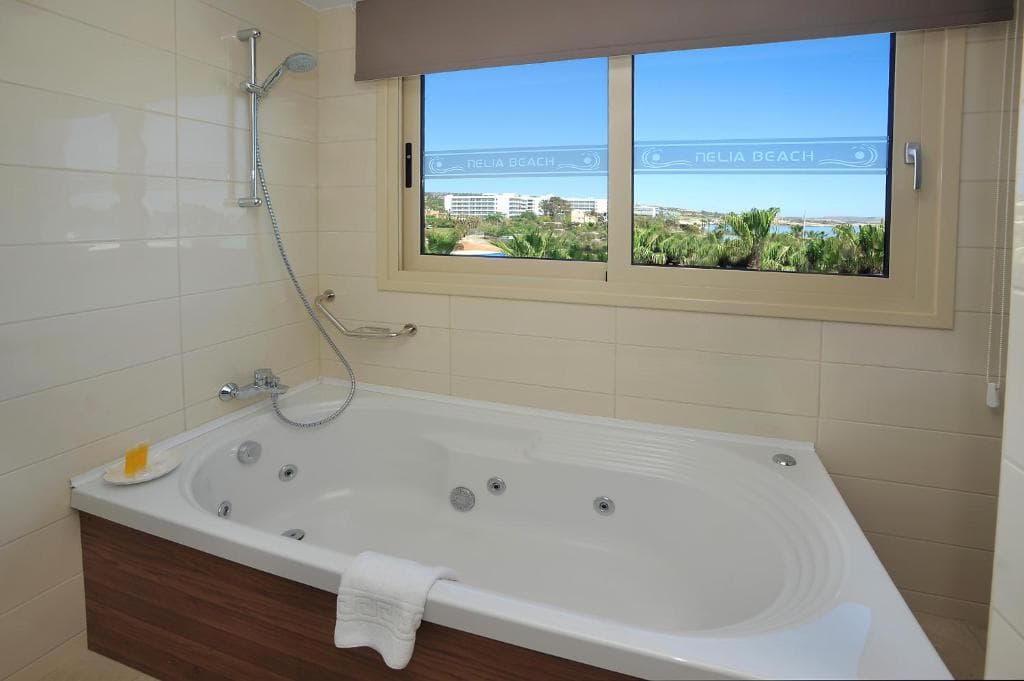 Nelia Beach Hotel & Spa - 31