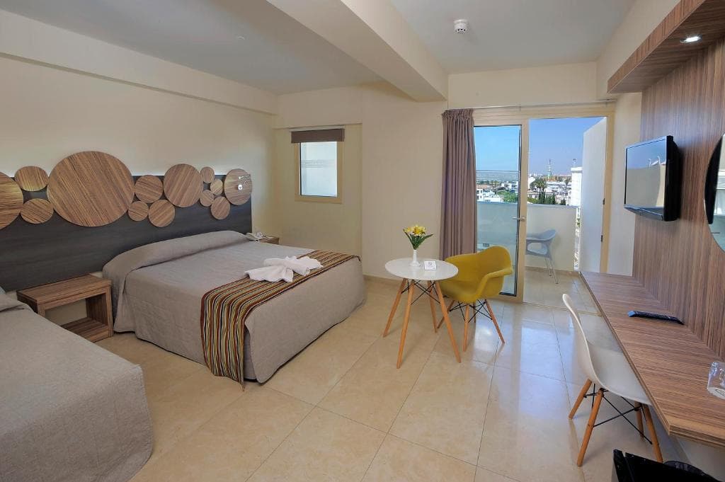 Nelia Beach Hotel & Spa - 34