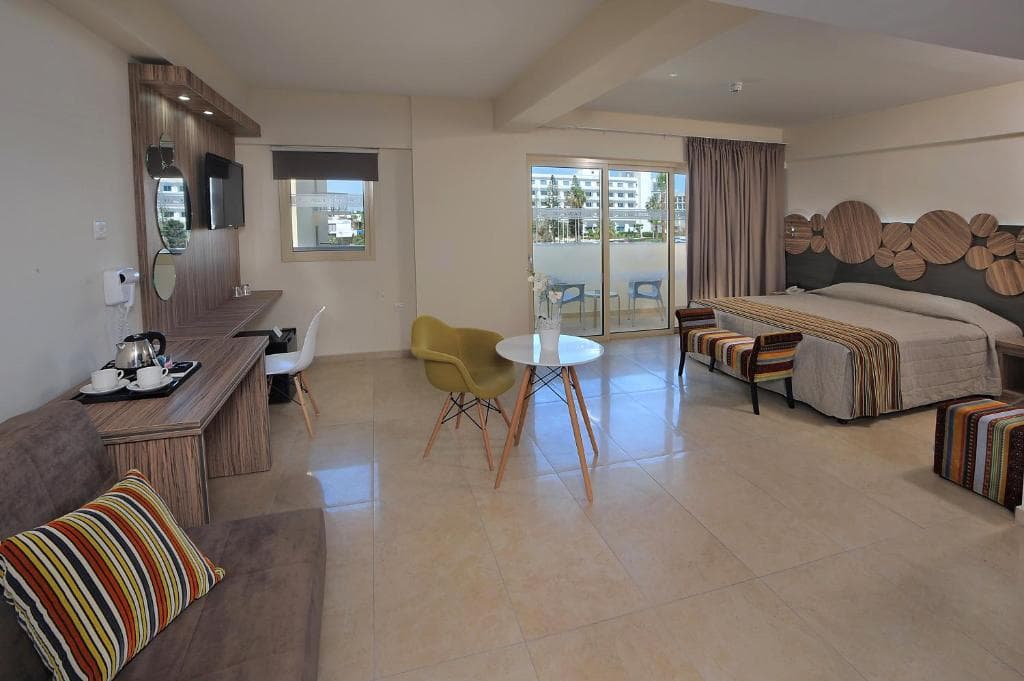 Nelia Beach Hotel & Spa - 44