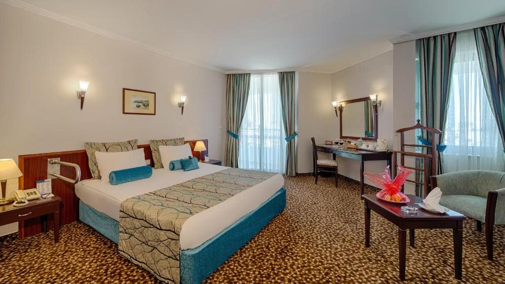 BEST WESTERN PLUS Khan Hotel - 87