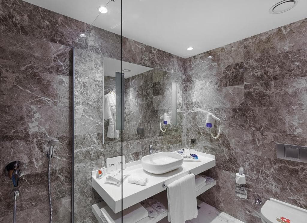 Delta Hotels By Marriott Bodrum - 3