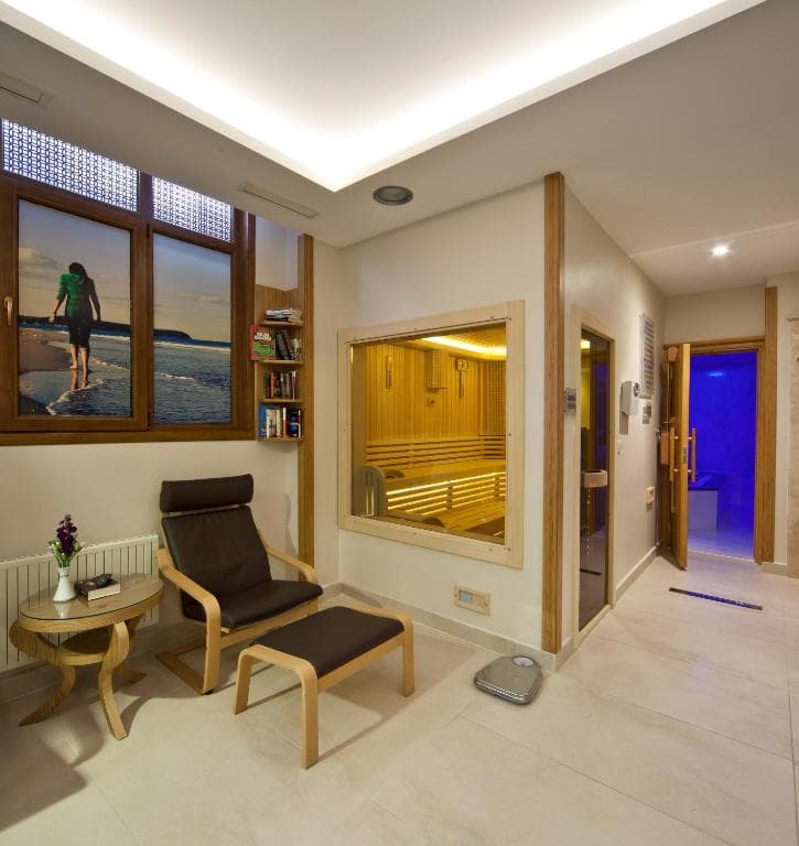 GLK Premier Acropol Suites And Spa - 74