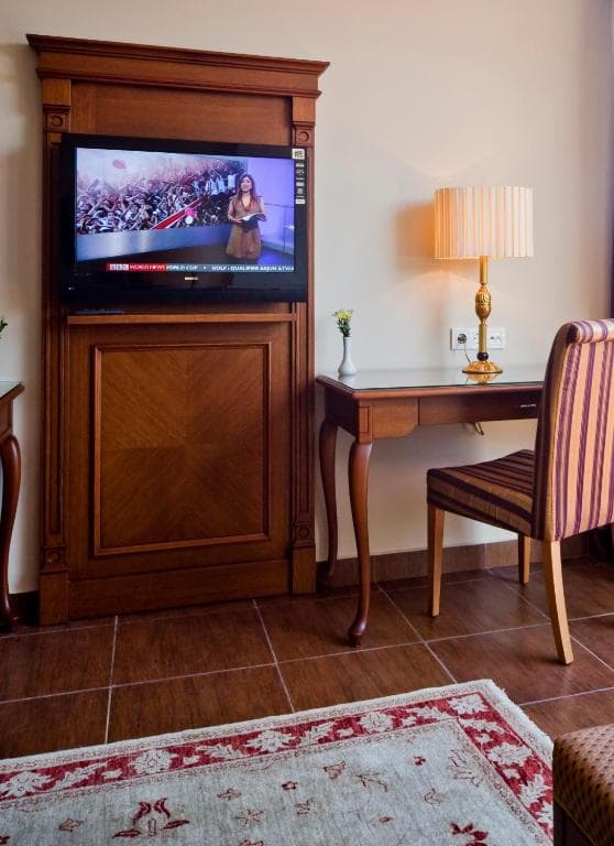 GLK Premier The Home Suites And Spa - 21