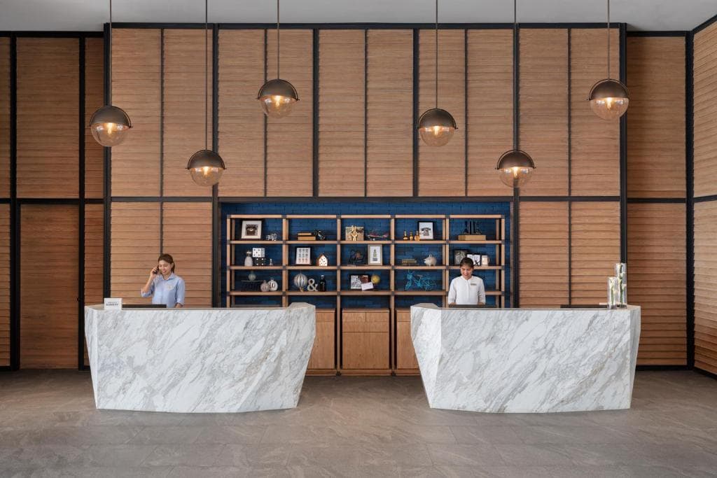 Four Points by Sheraton Phuket Patong Beach Resort - 7