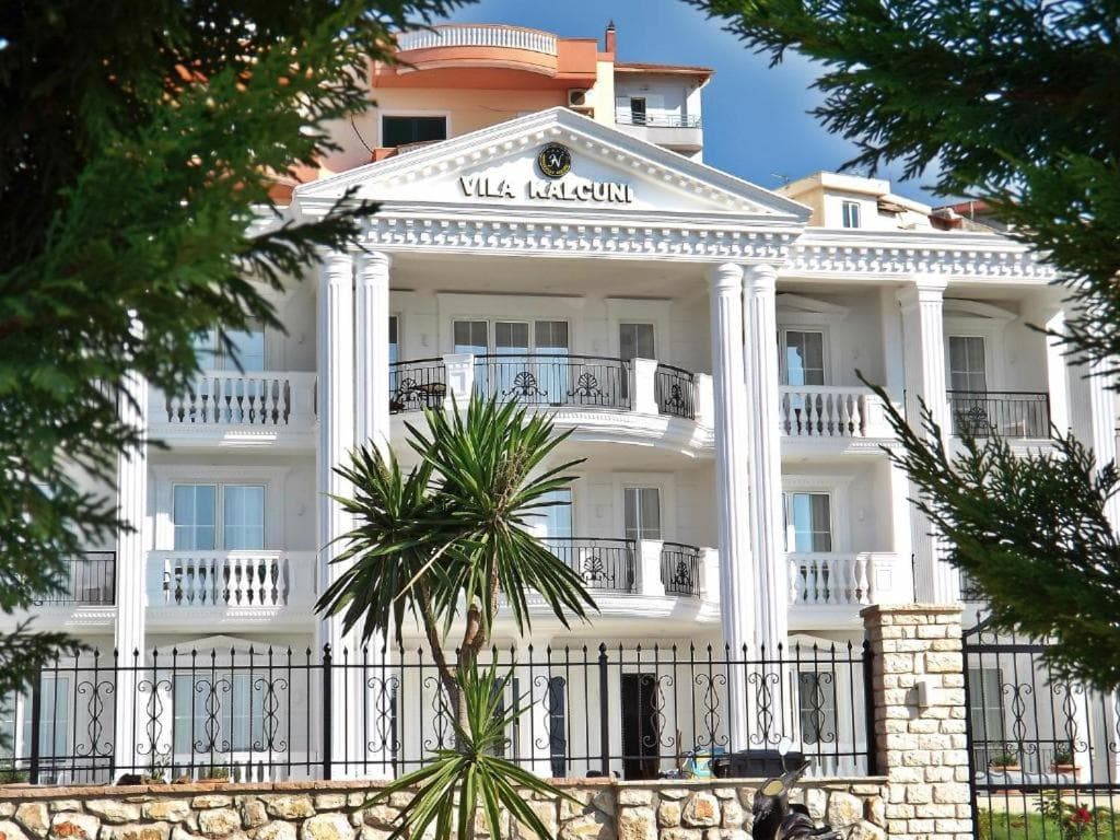 Vila Kalcuni - 39
