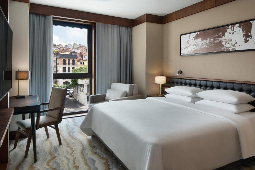 Sheraton Istanbul City Center - 13