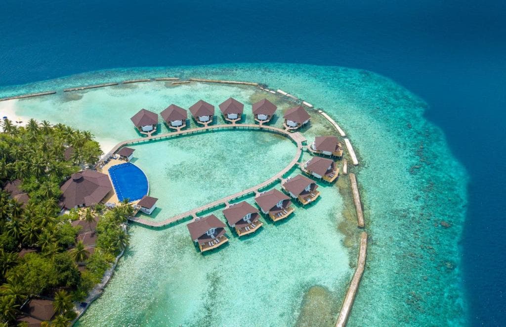 Ellaidhoo Maldives by Cinnamon Resort - 1