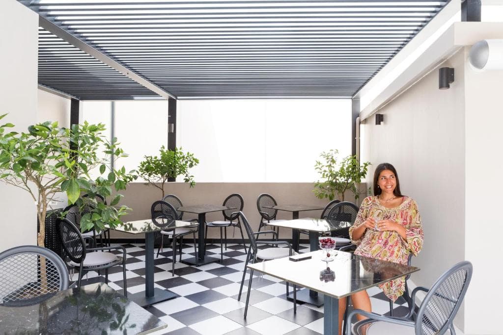 Classic Hotel by Athens Prime Hotels - 12