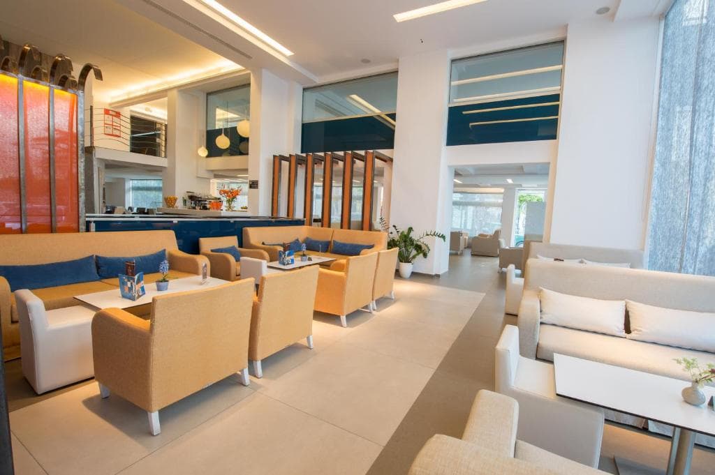 Astron Hotel - 3