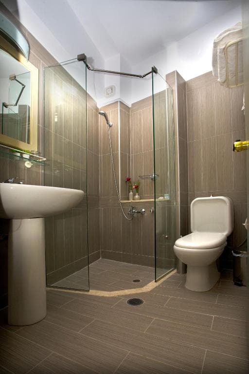 Astron Hotel - 7